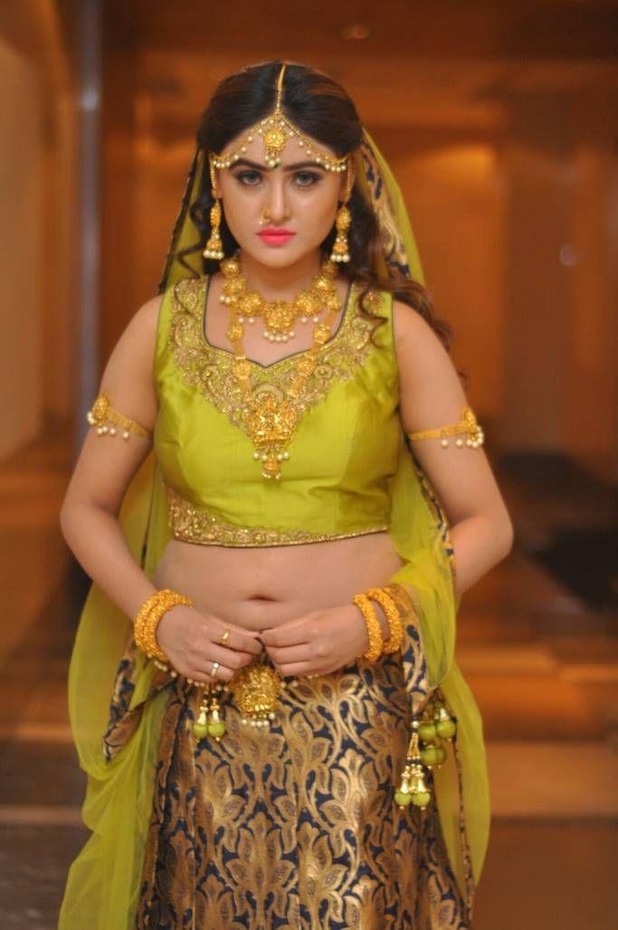 Sony Charishta Stills At Khwaaish Bridal Exhibition Launch