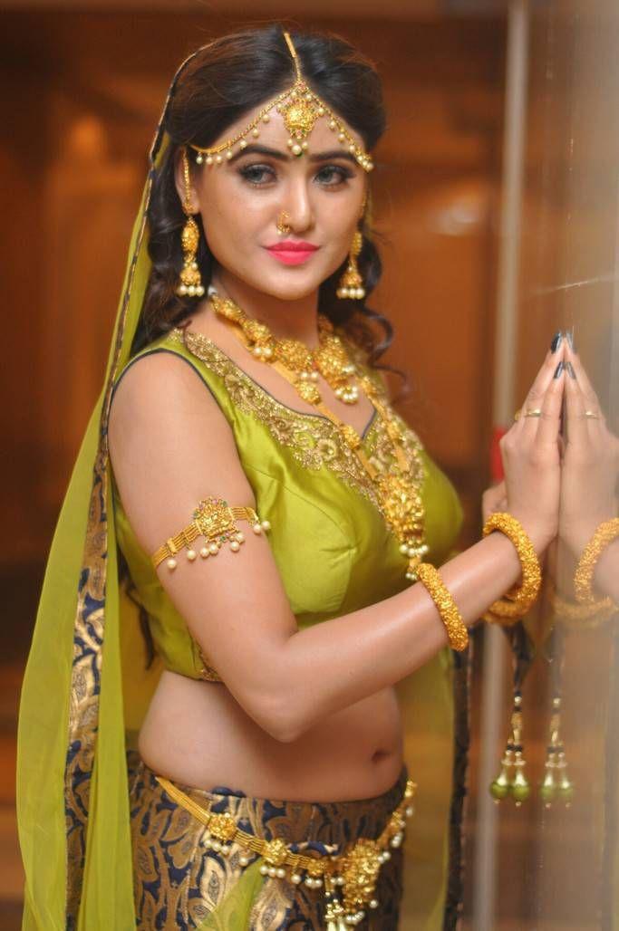 Sony Charishta Stills At Khwaaish Bridal Exhibition Launch