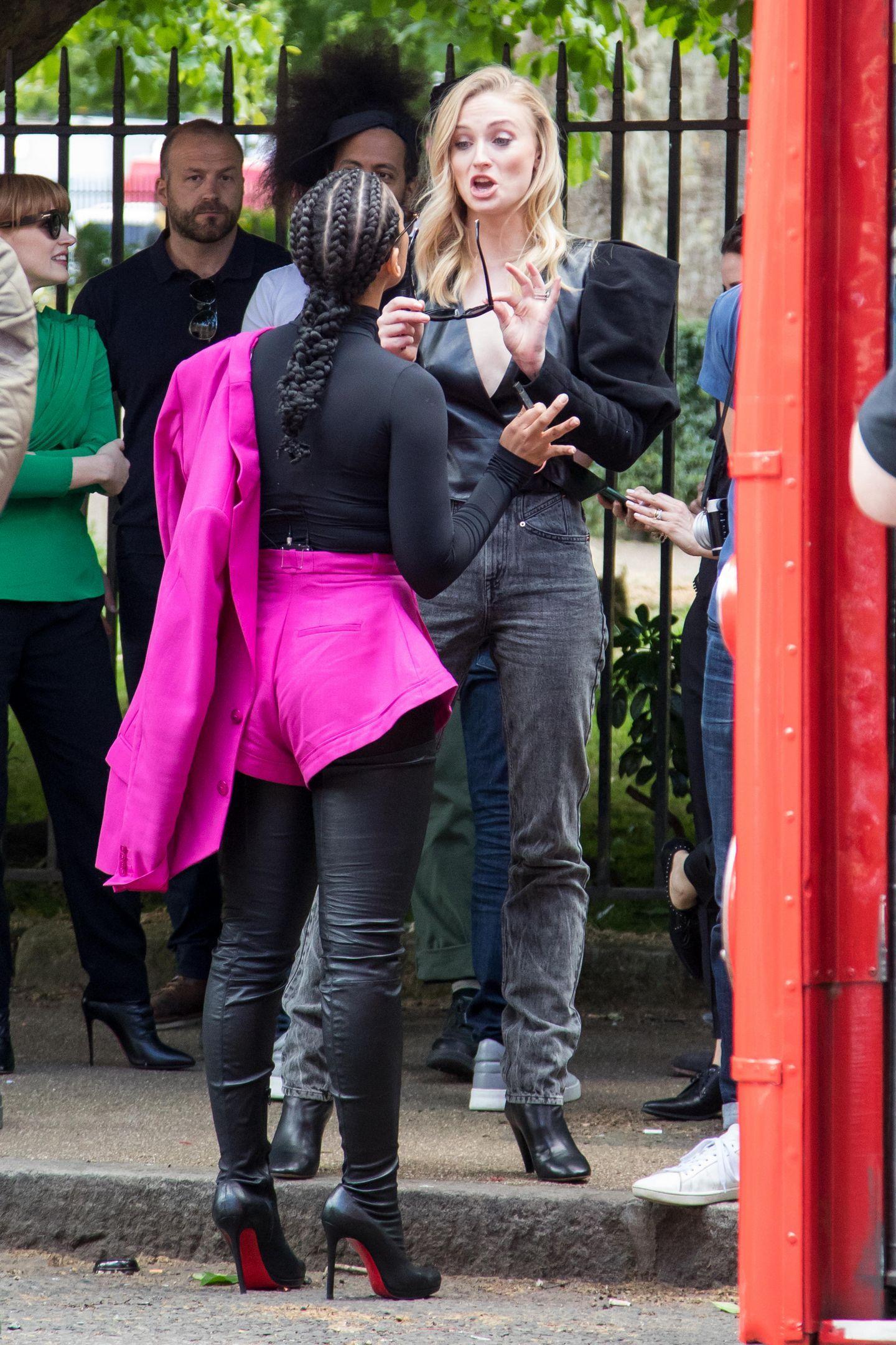 Sophie Turner, Jessica Chastain & Alexandra Shipp