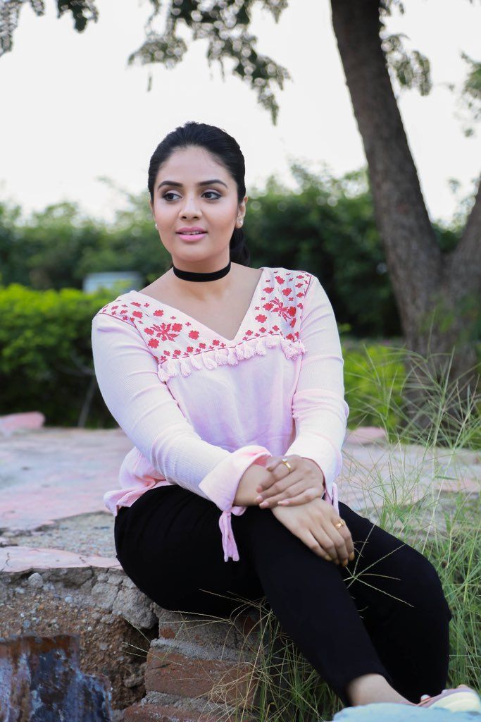 Sreemukhi New Images & Photos
