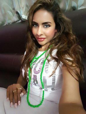 Sri Reddy Pretty Photos