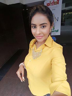 Sri Reddy Pretty Photos