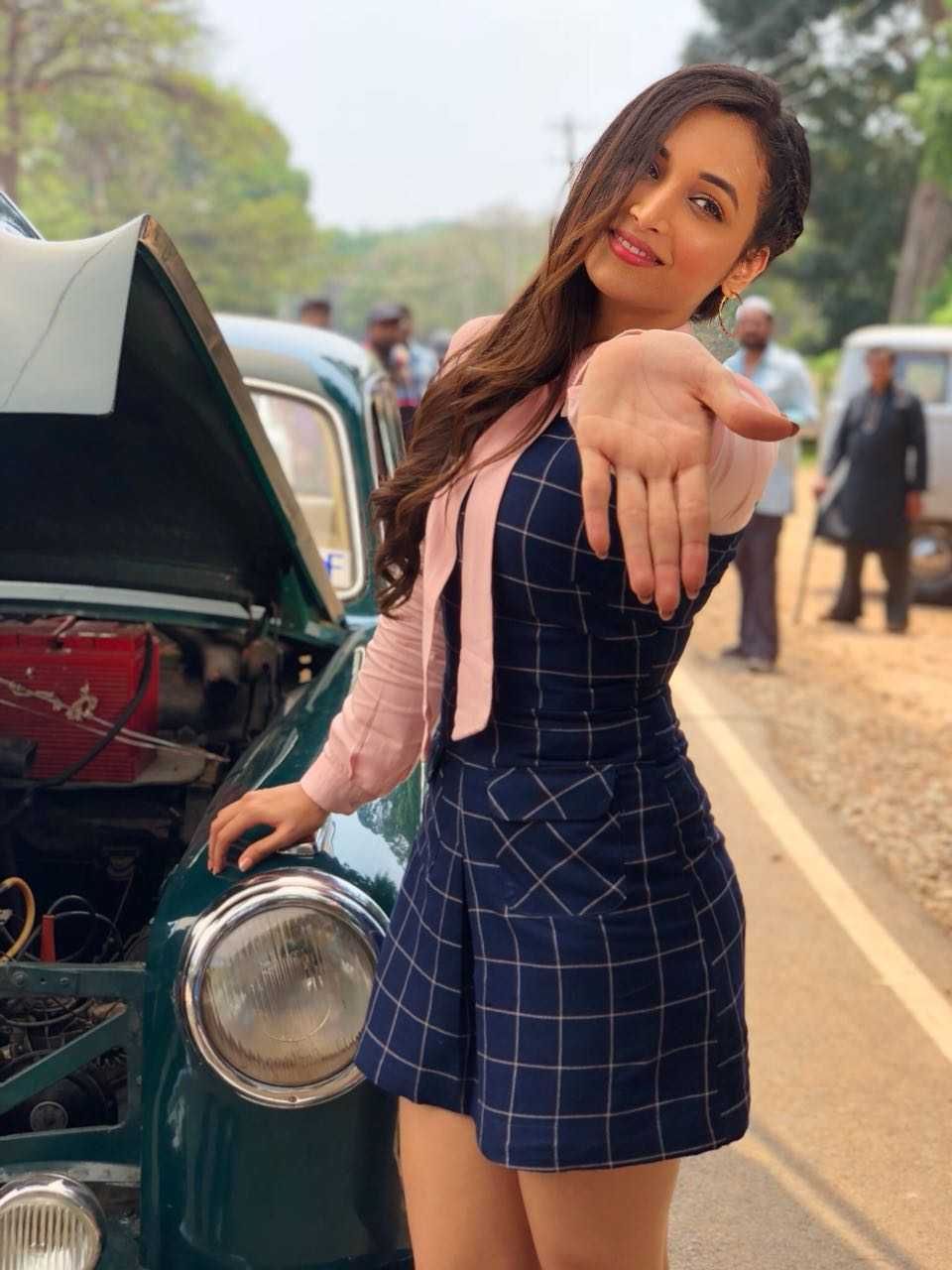 Srinidhi Shetty Latest Pics