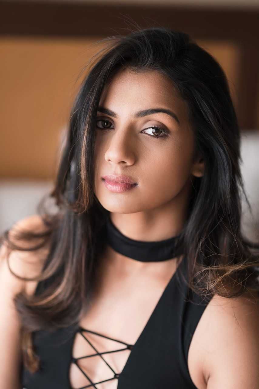 Sruthi Hariharan New Photoshoot