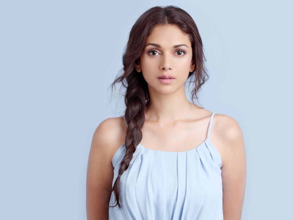 Stunning Actress Aditi Rao Hydari Latest Hot & Spicy Photoshoot Stills