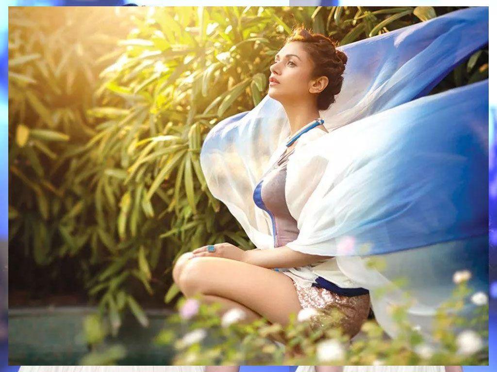 Stunning Actress Aditi Rao Hydari Latest Hot & Spicy Photoshoot Stills