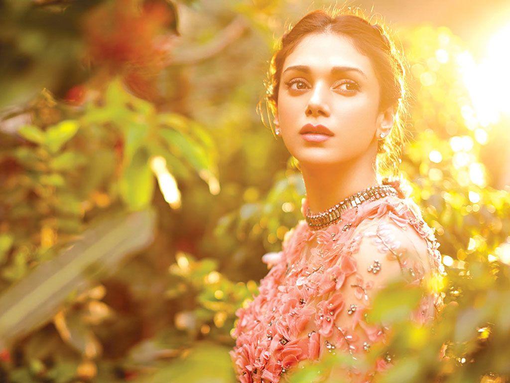 Stunning Actress Aditi Rao Hydari Latest Hot & Spicy Photoshoot Stills