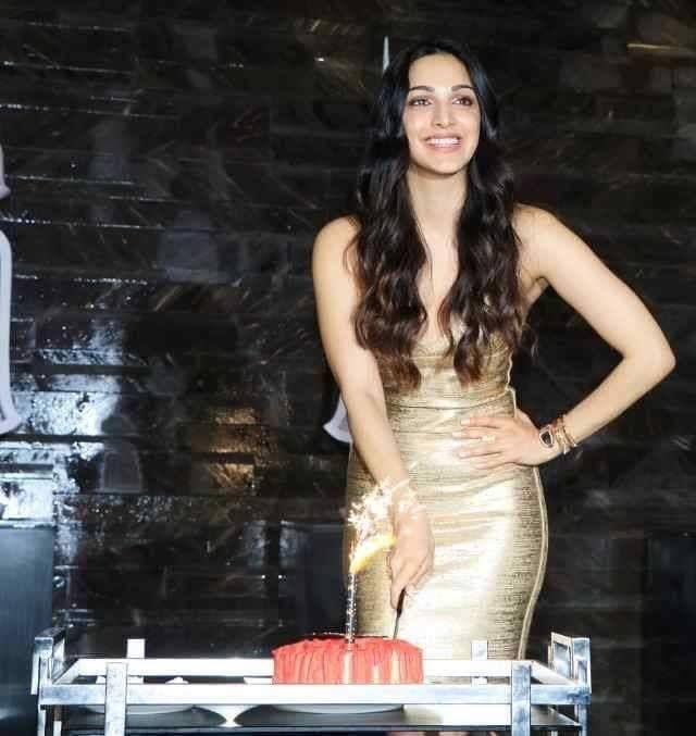 Stunning Actress Kiara Advani Birthday Celebration Photos