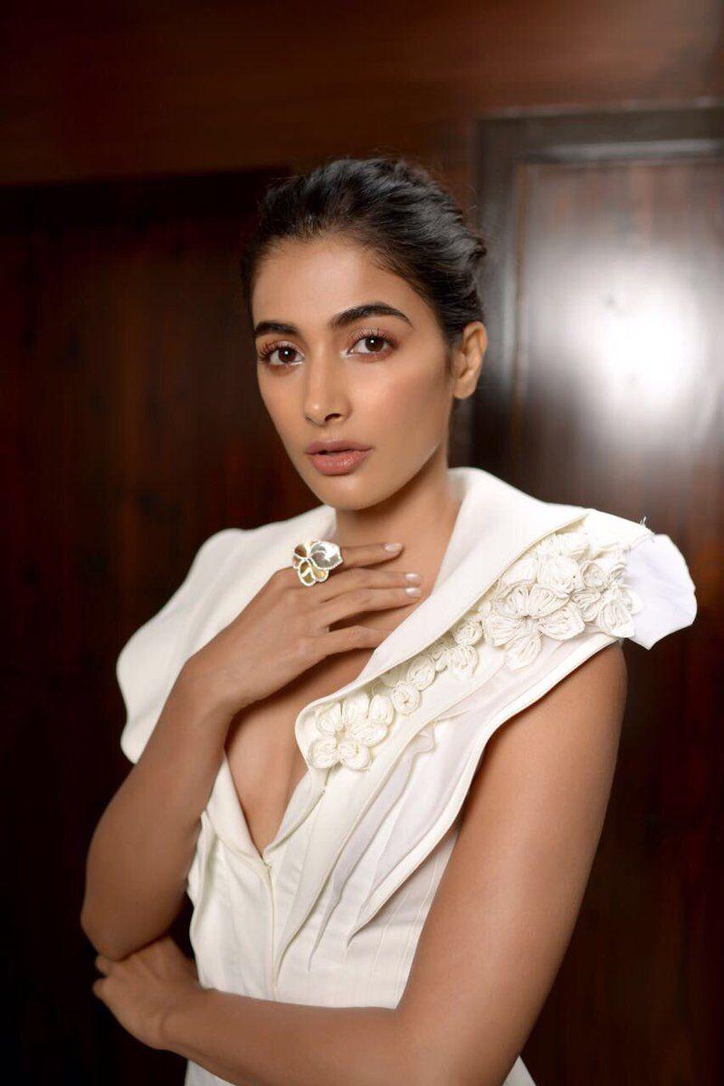 Stunning Actress Pooja Hegde Latest Photoshoot Stills