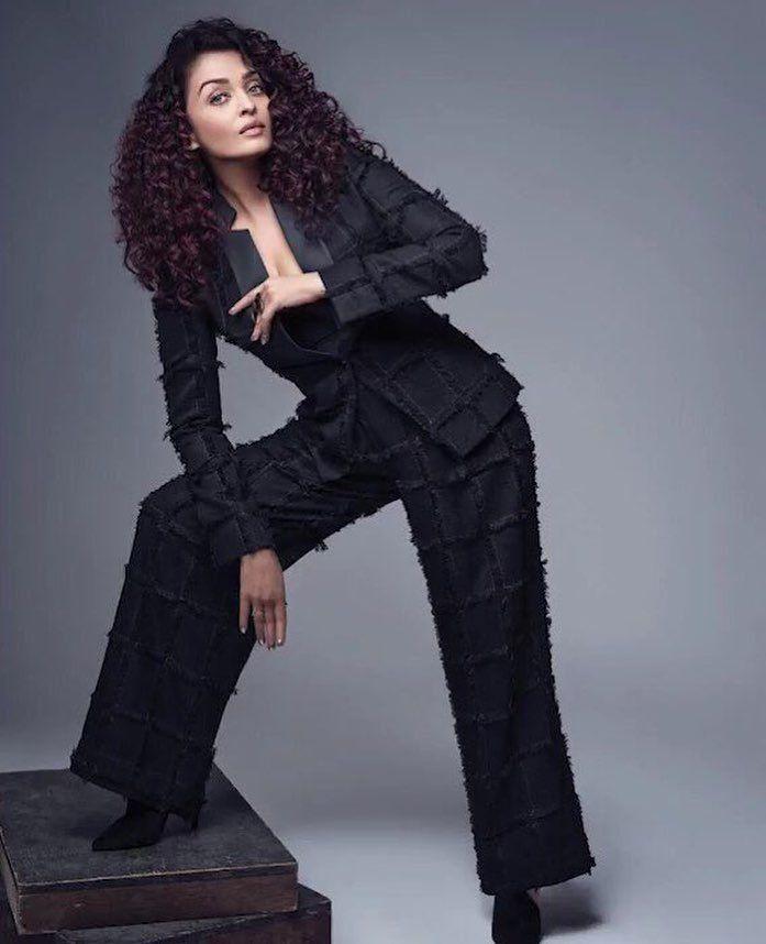 Stunning Beauty Aishwarya Rai poses for Femina Photoshoot Stills
