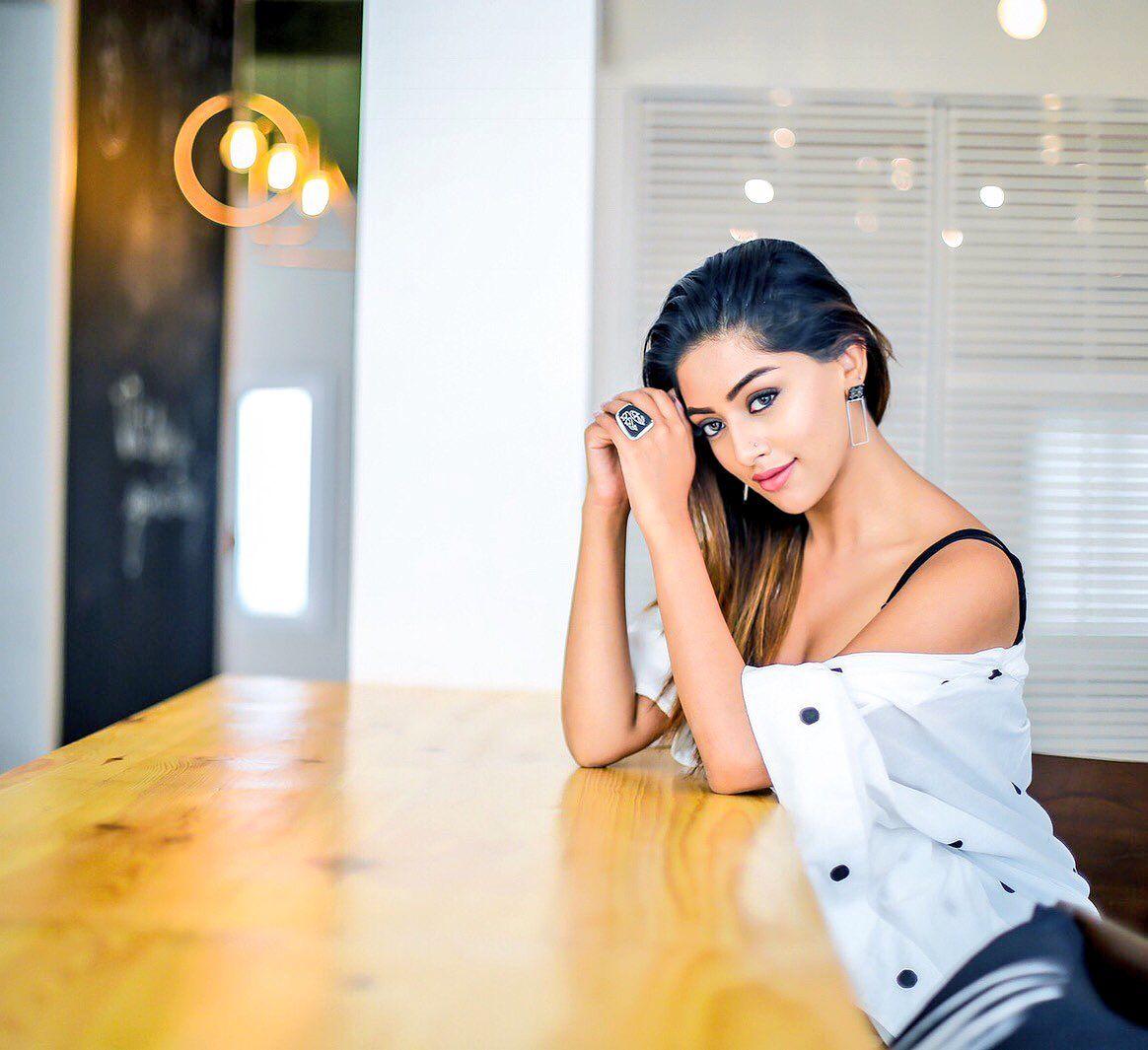 Stunning Hot Beauty Anu Emmanuel New Stills