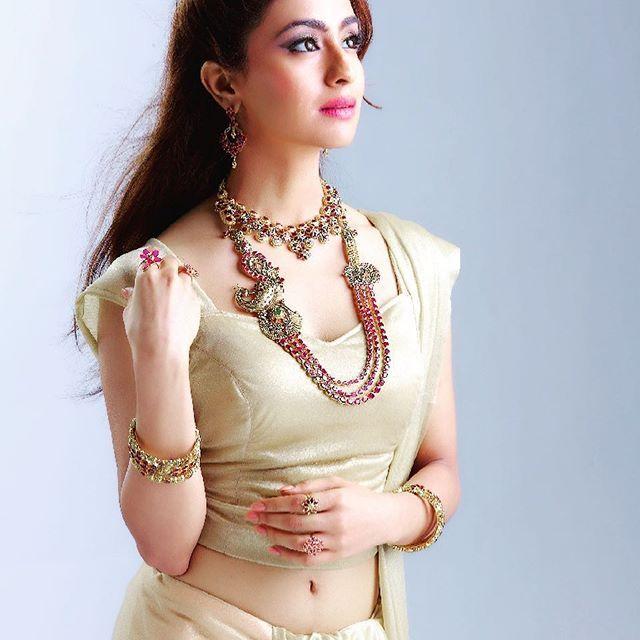 Super Hot: Actress Musskan Sethi Unseen Sexy Look Photos