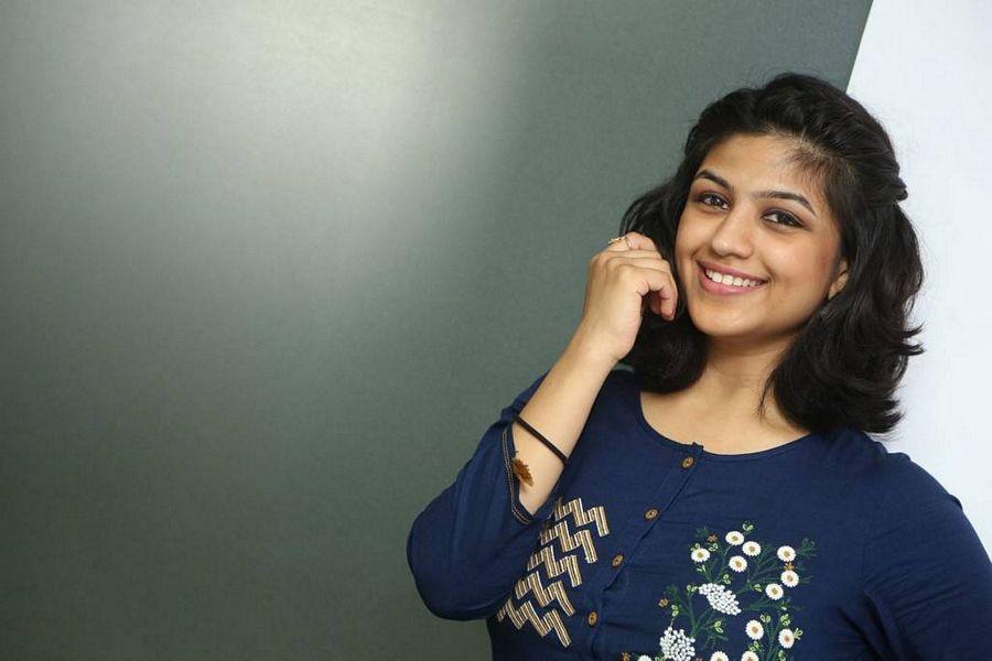 Supriya Isola Latest Stills At Babu Baga Busy Interview