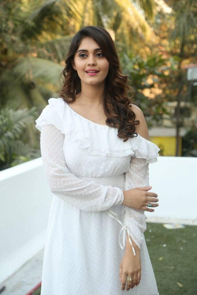 Surabhi Stills At Okka Kshanam Movie Success Celebrations