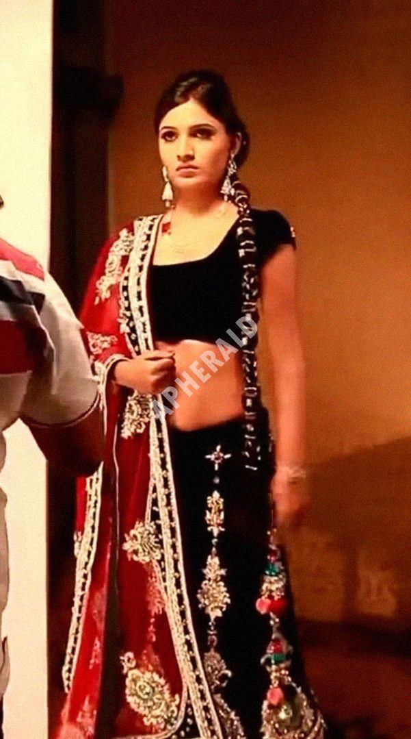 TV Actress & Model Vani Bhojan Latest Unseen Photo Stills