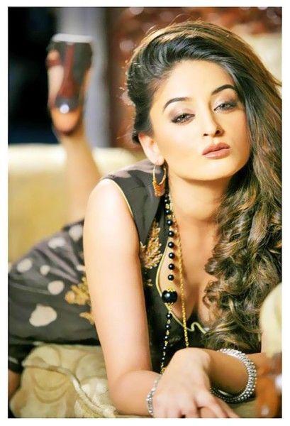 TV Actress Mahhi Vij Latest Stills