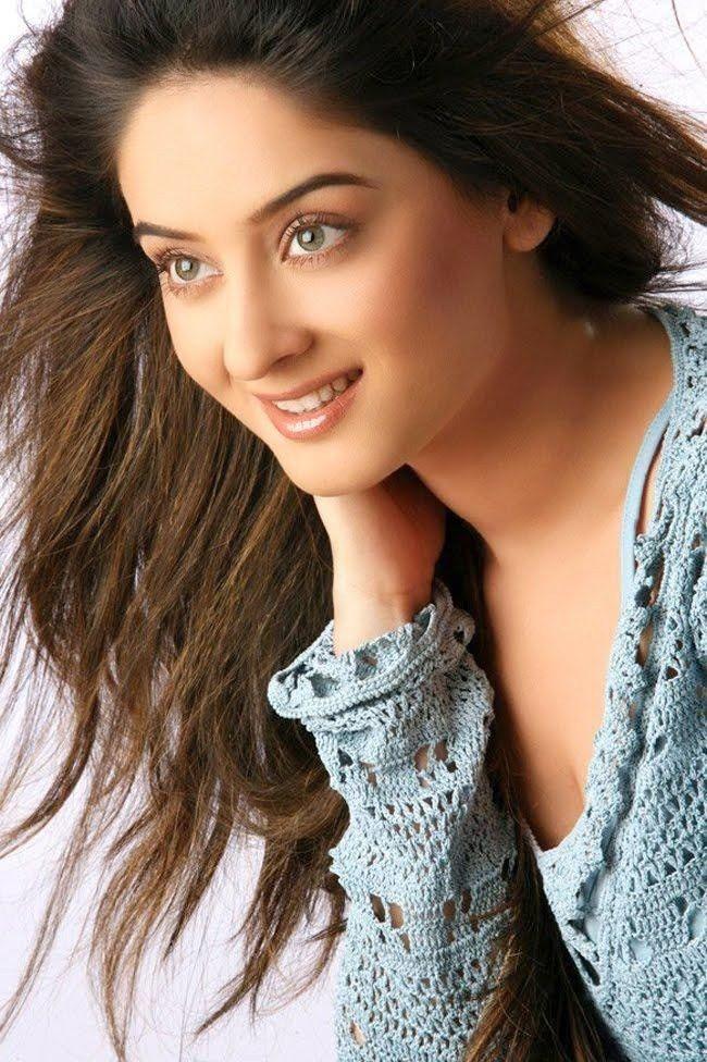 TV Actress Mahhi Vij Latest Stills