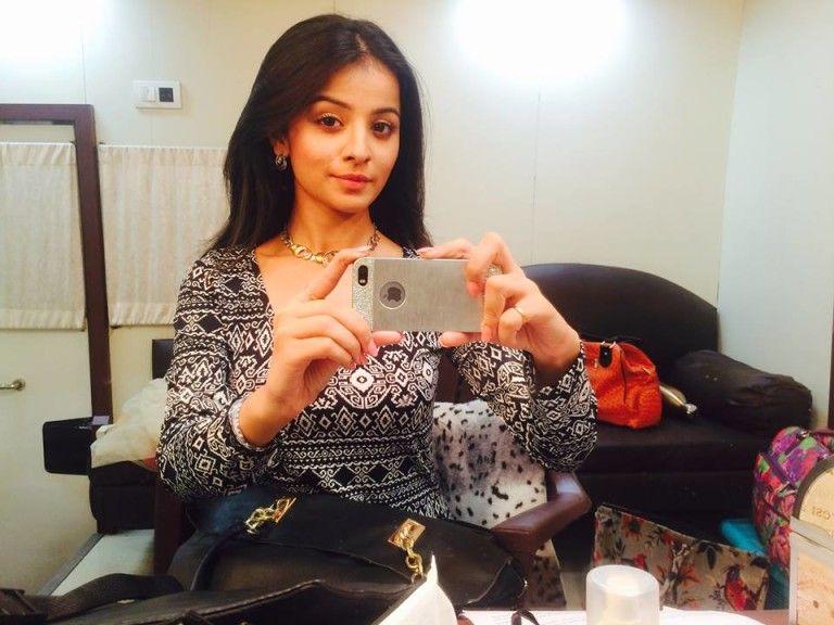 TV Actress Mahima Makwana Latest Stills