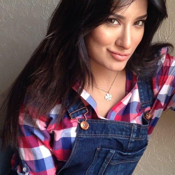 TV Actress Mehwish Hayat Latest Beautiful Stills