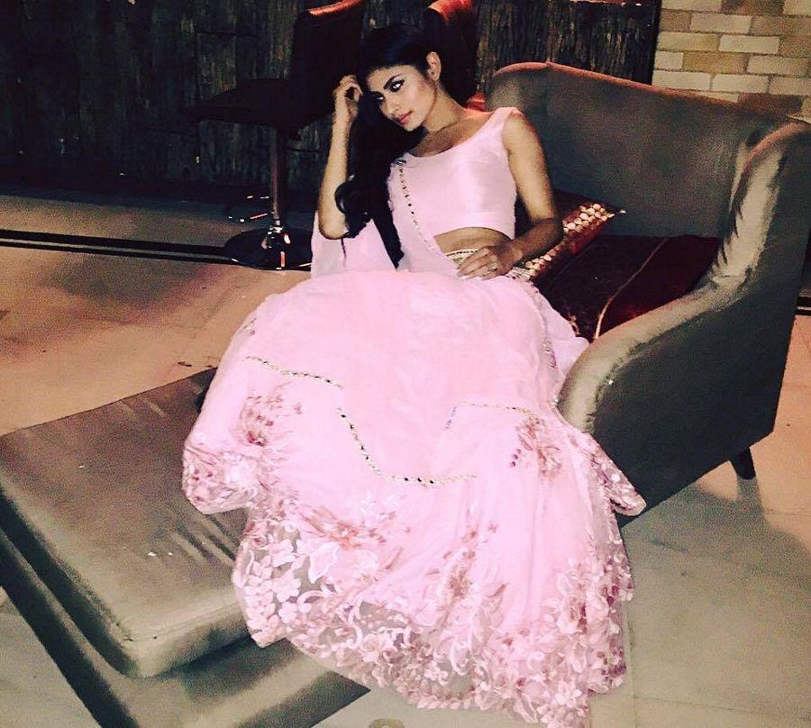 TV Actress Mouni Roy Latest Photos