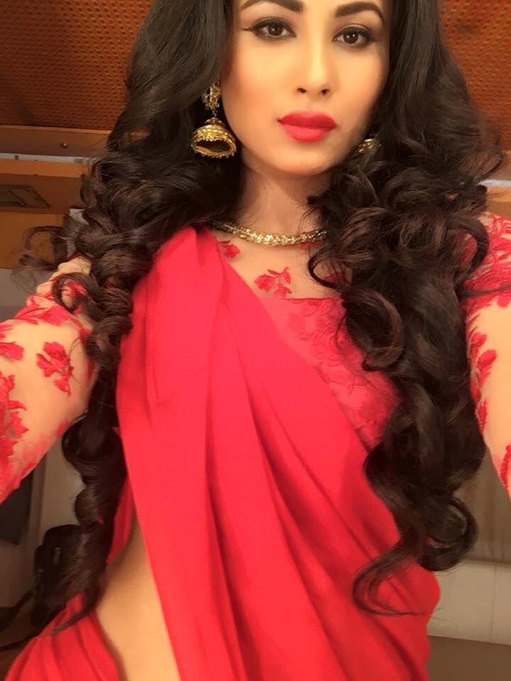 TV Actress Mouni Roy Latest Photos