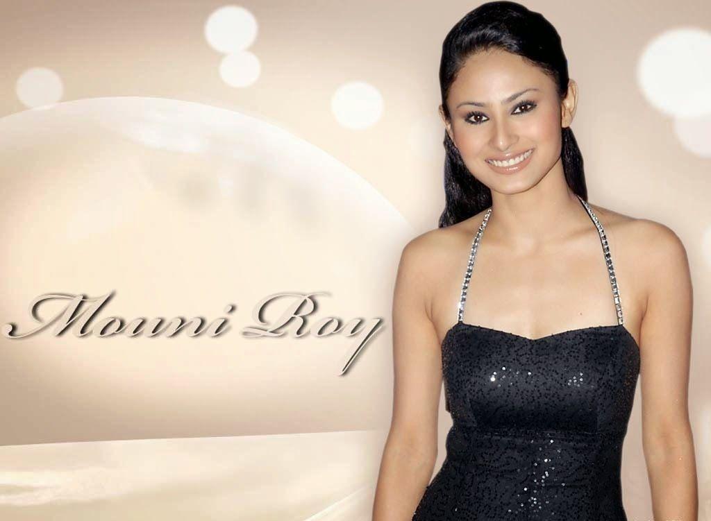 TV Actress Mouni Roy Latest Unseen Photos Collections!
