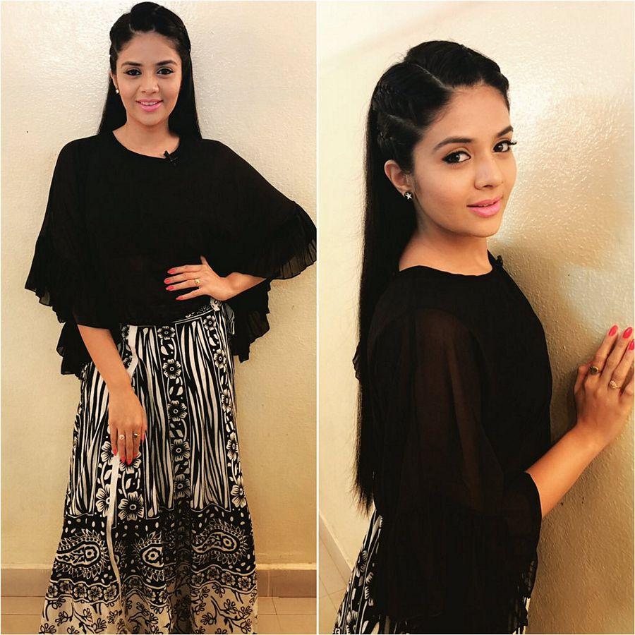 TV Anchor & Actress Sreemukhi Rare & Unseen Photos