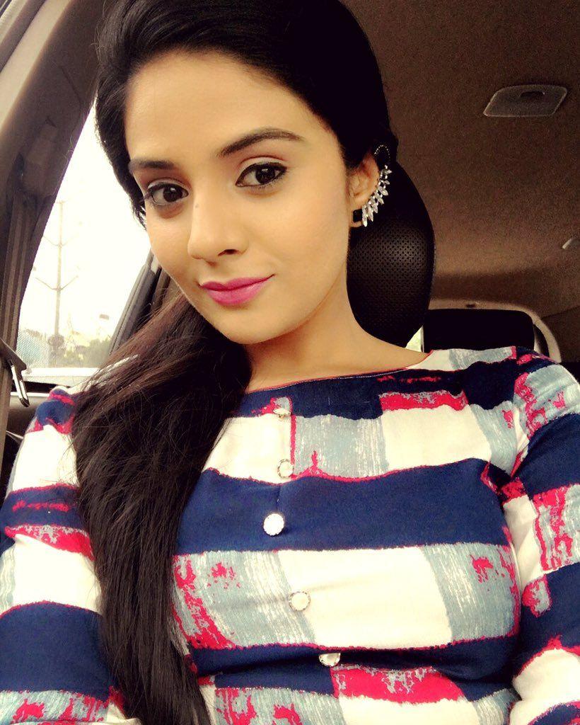 TV Anchor & Actress Sreemukhi Rare & Unseen Photos