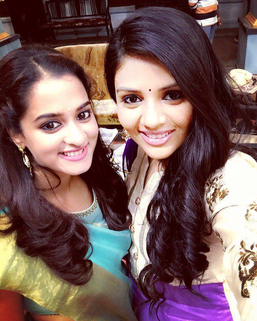 TV Anchor & Actress Sreemukhi Rare & Unseen Photos