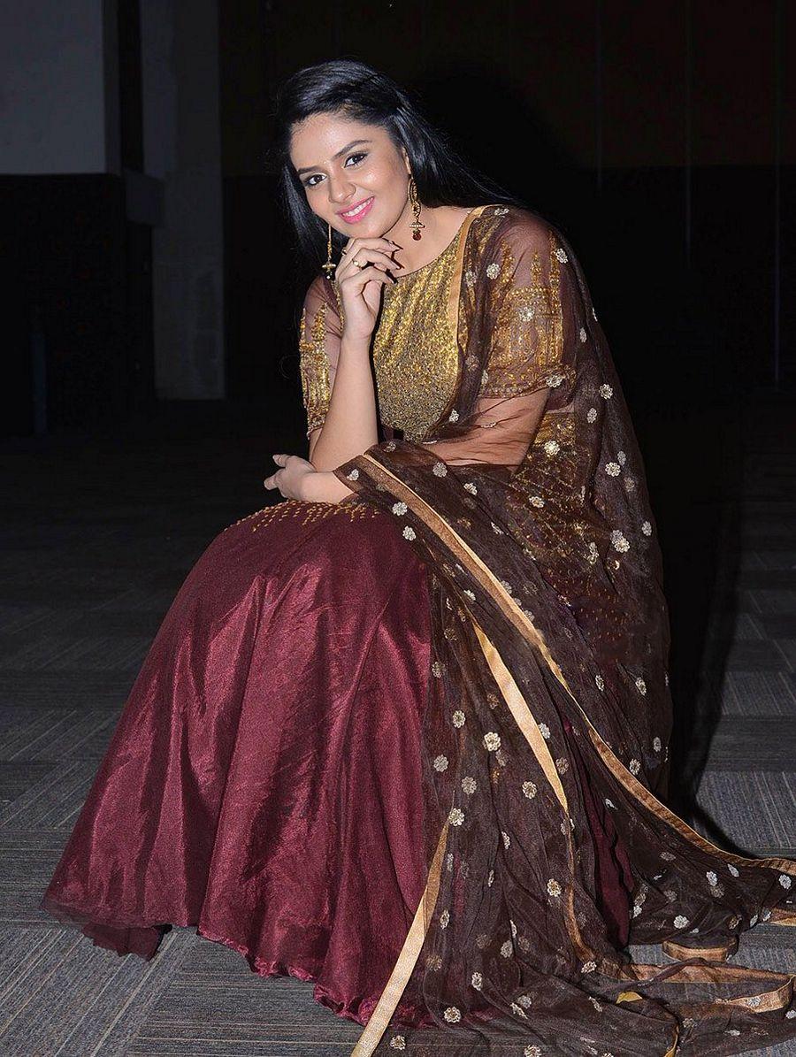 TV Anchor & Actress Sreemukhi Rare & Unseen Photos