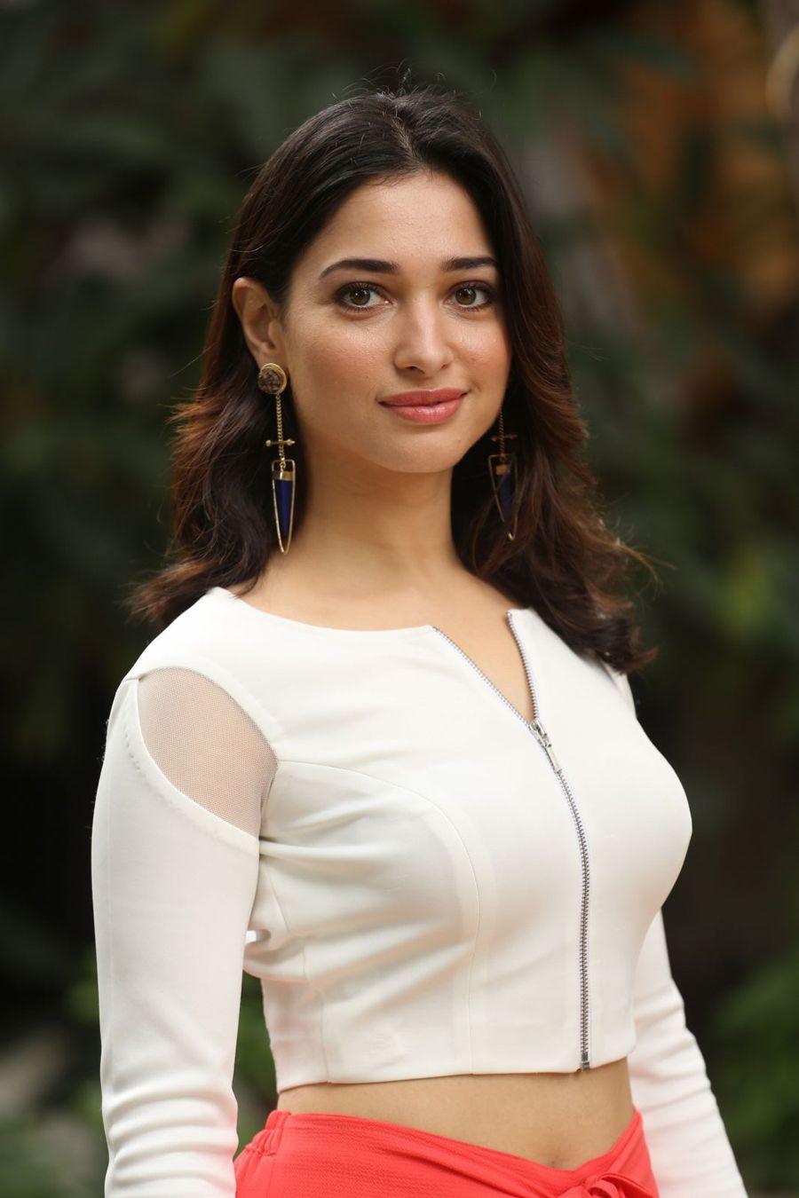 Tamanna Stills At Abhinetri Movie Interview