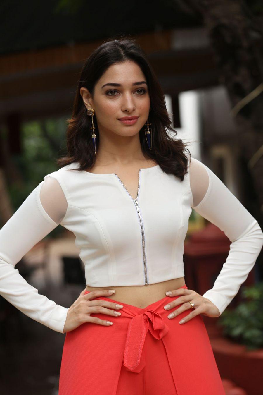 Tamanna Stills At Abhinetri Movie Interview