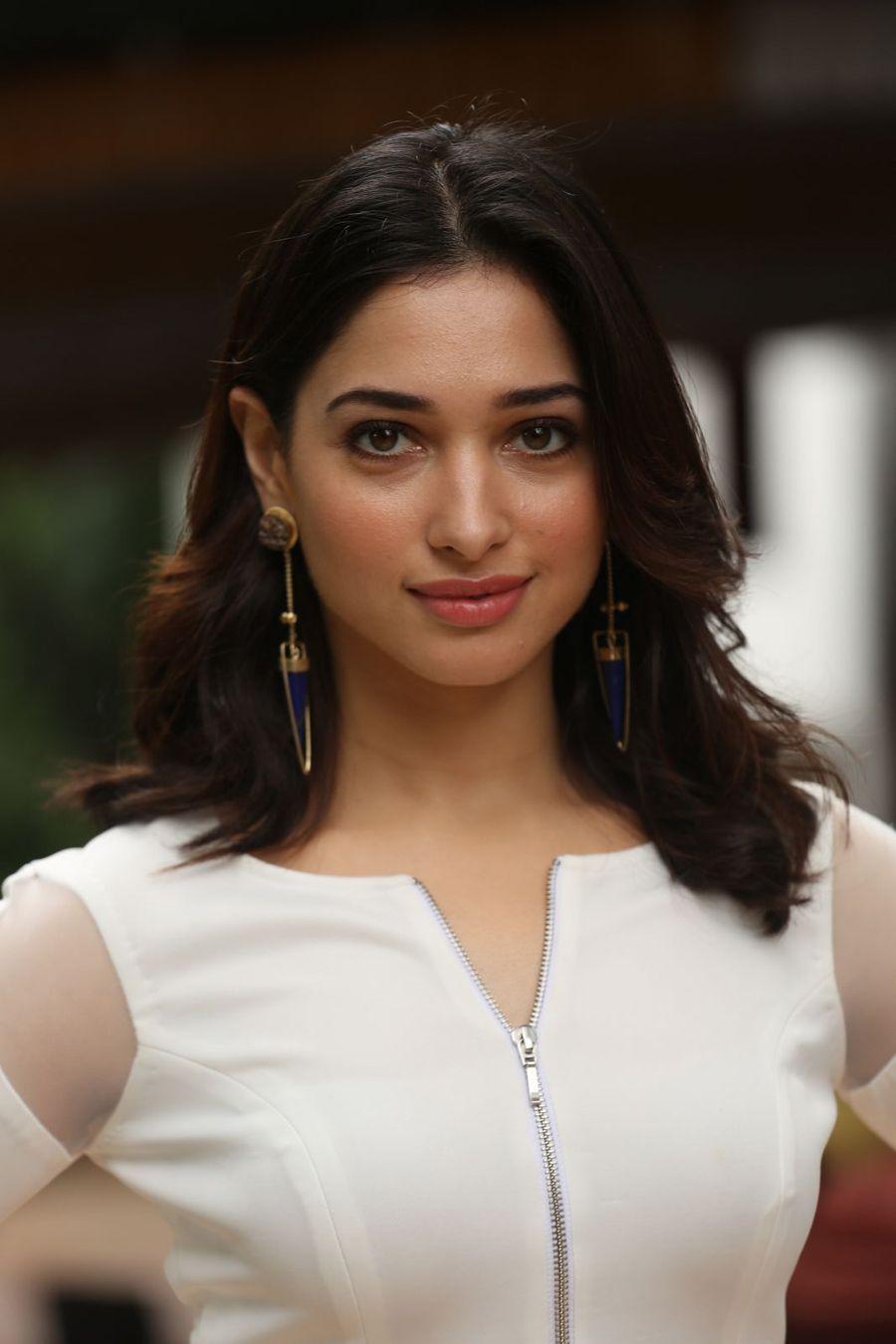 Tamanna Stills At Abhinetri Movie Interview