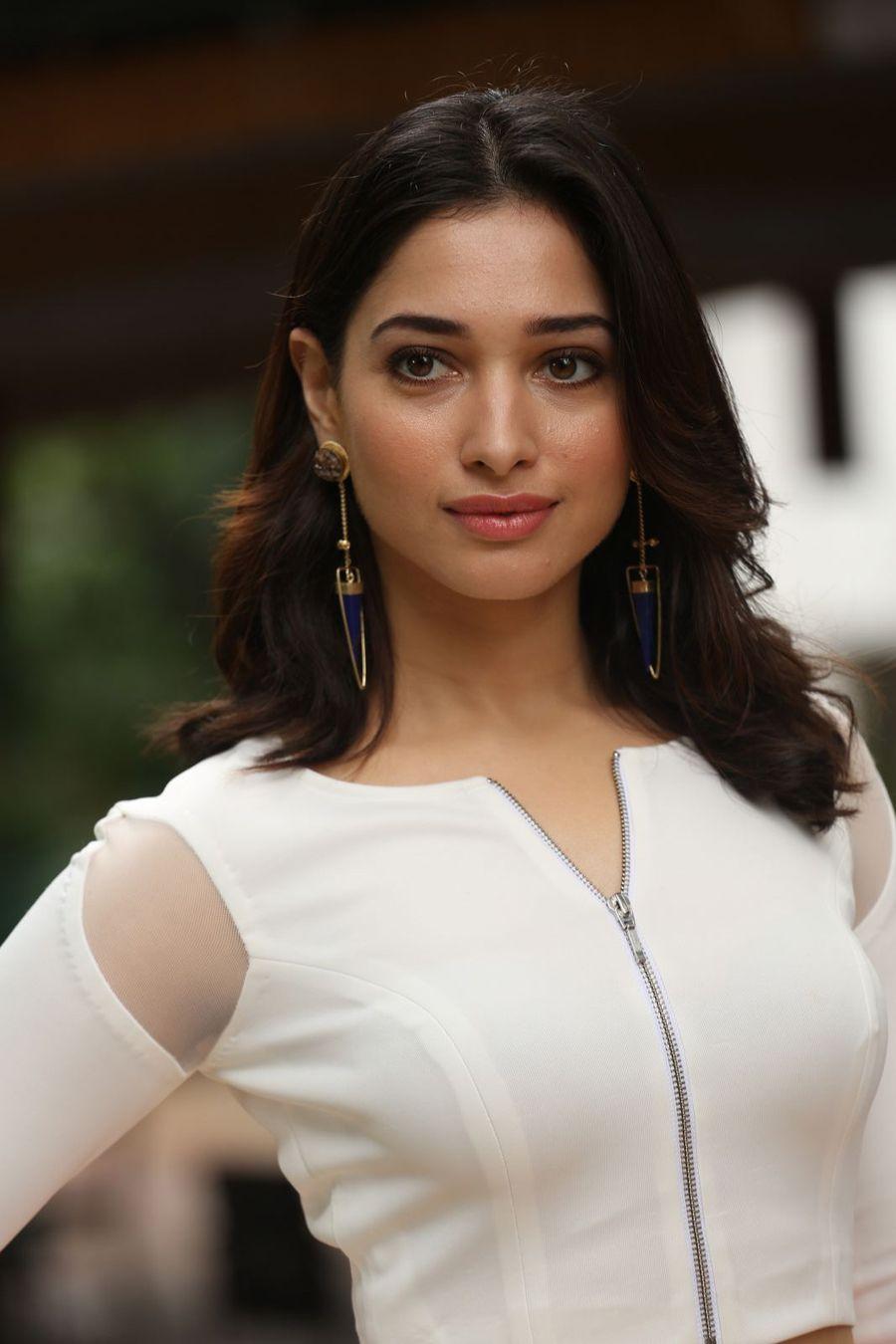 Tamanna Stills At Abhinetri Movie Interview