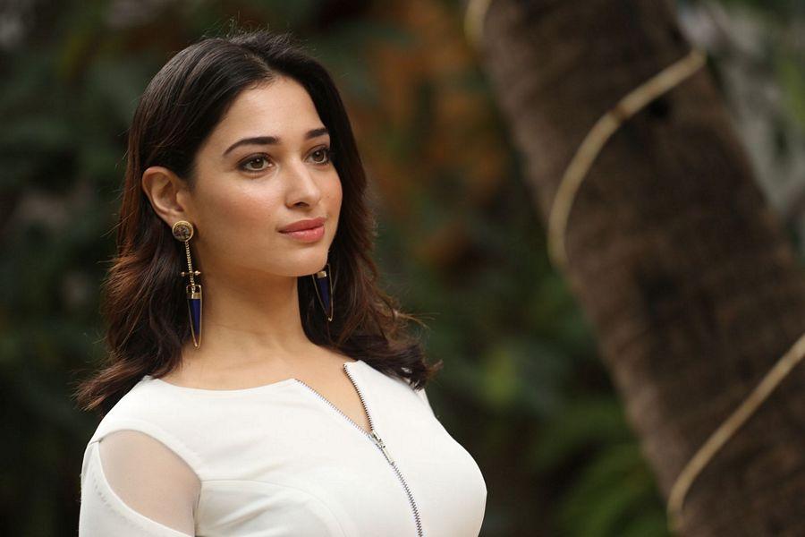 Tamanna Stills At Abhinetri Movie Interview