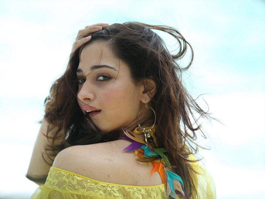 Tamannaah CLOSE UP HD Wallpapers