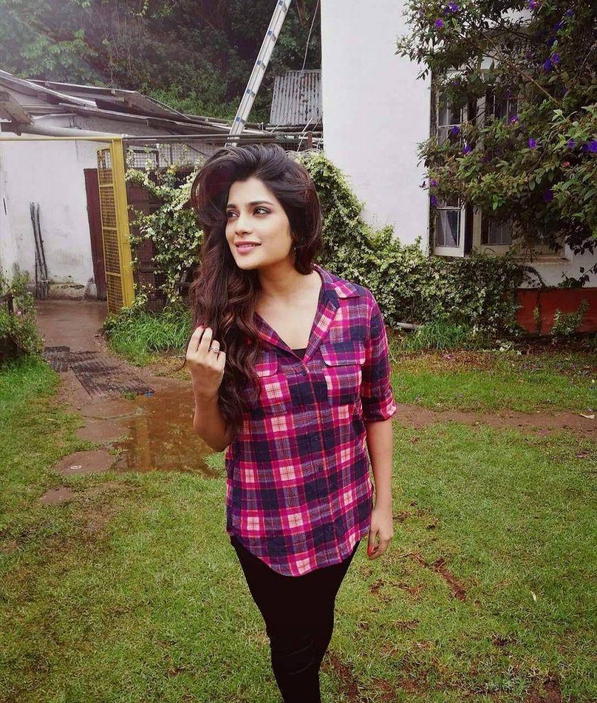 Tamil Actress Aathmika Latest Photo Stills