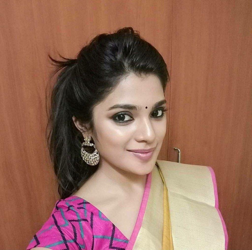 Tamil Actress Aathmika Latest Photo Stills