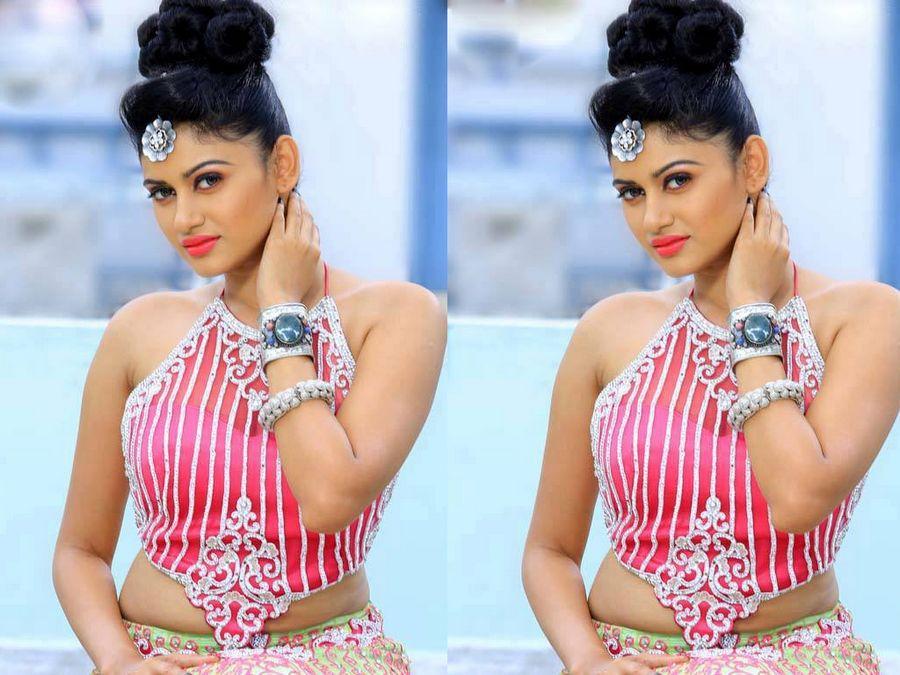 Tamil Actress Oviya Helen Never Seen Hot Photo Collections