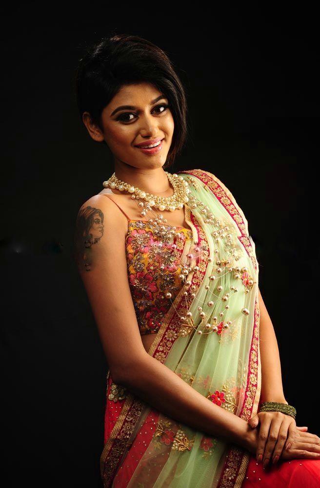 Tamil Actress Oviya Helen New HD HOT Photoshoot Stills