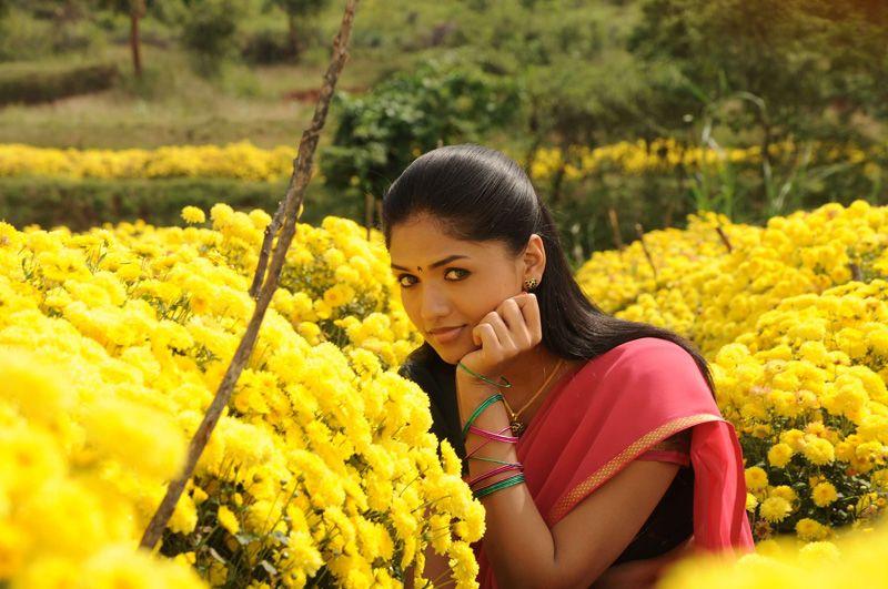 Tamil Actress Sunaina Latest Stills