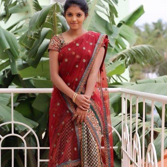 Tamil Beauty Queen Athulya Ravi Latest Unseen Photo Stills