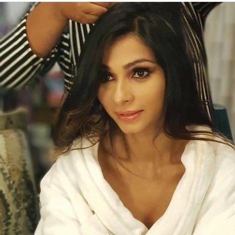 Tanishaa Mukerji Latest Unseen Hot Photo Stills