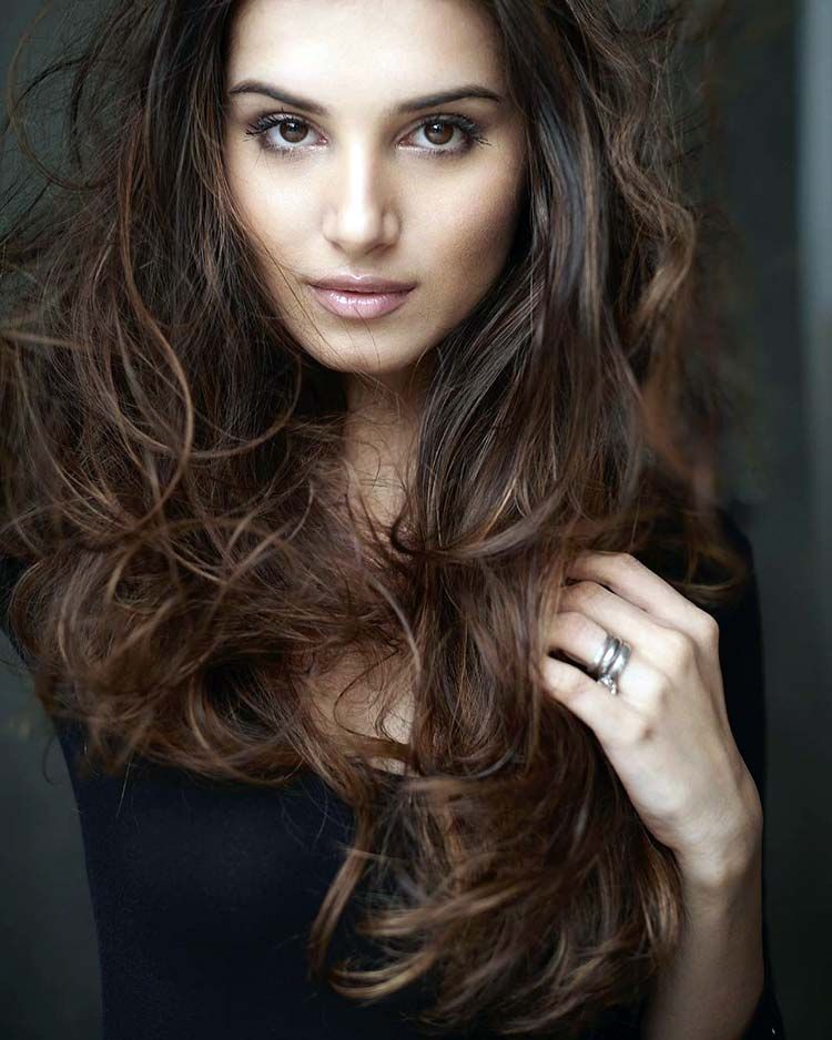 Tara Sutaria New Photos