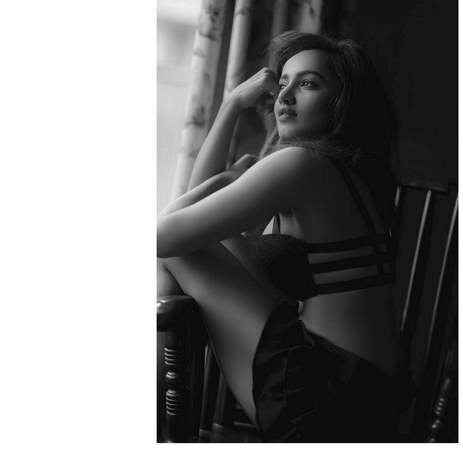 Tejaswi Madivada Latest Ultra Hot Photoshoot Stills