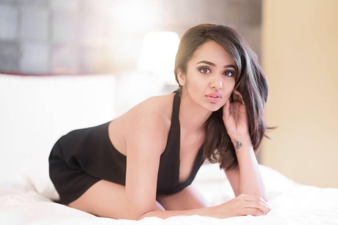 Tejaswi Madivada Ultra Hot Photoshoot