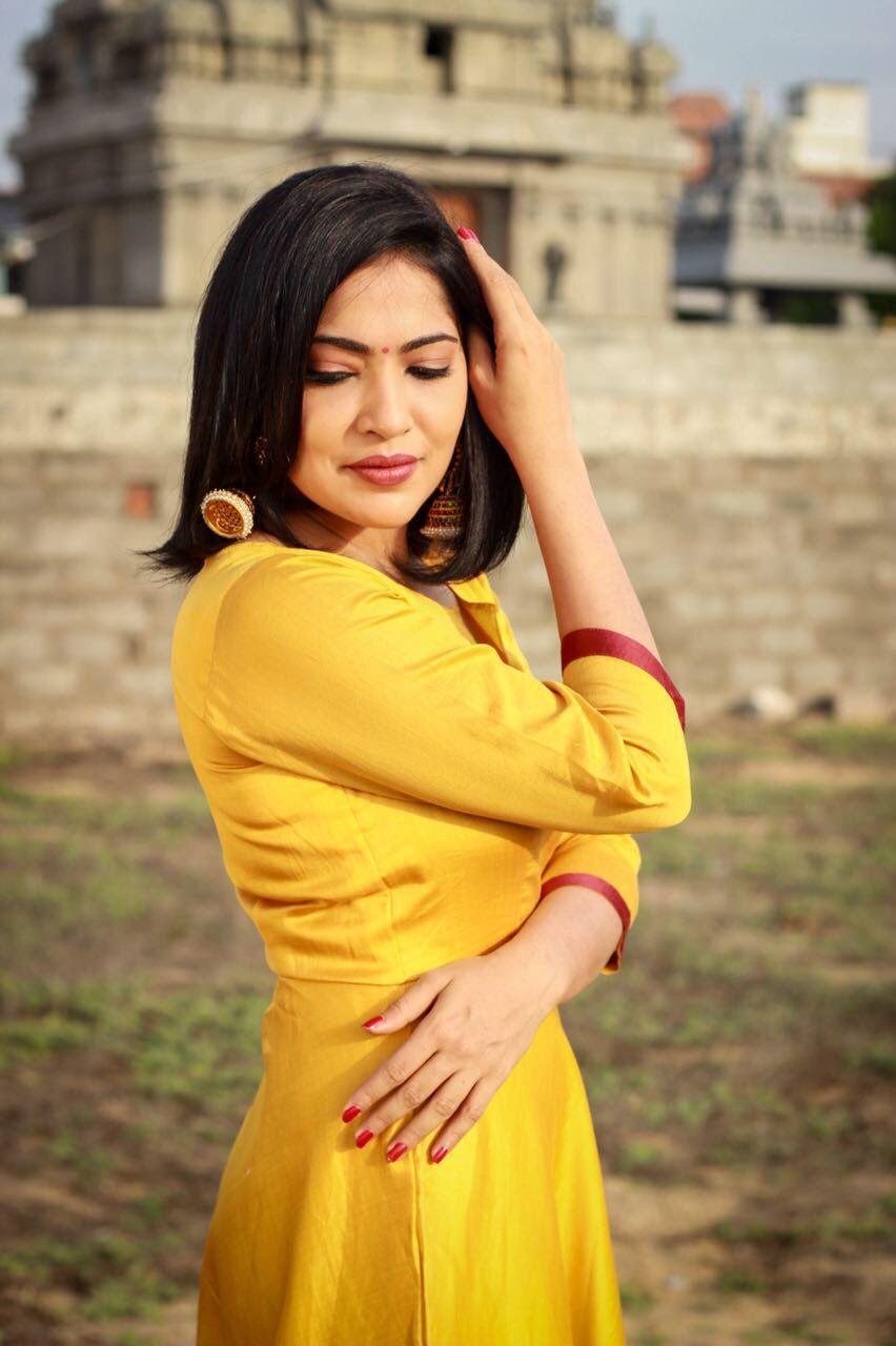 Television Host Ramya Subramanian Latest Photoshoot Stills