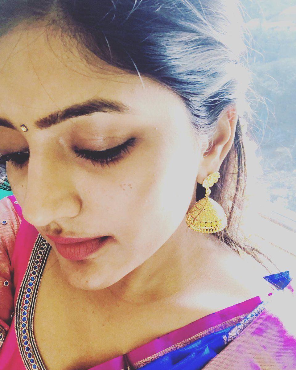 Telugu Actress Eesha Rebba Latest Photoshoot Stills