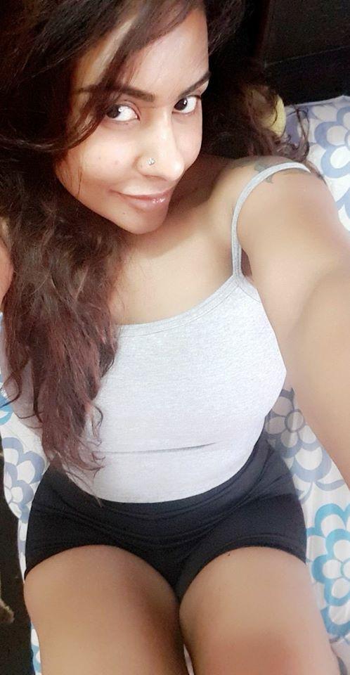 Telugu Actress Sri Reddy Unseen Hot Photos