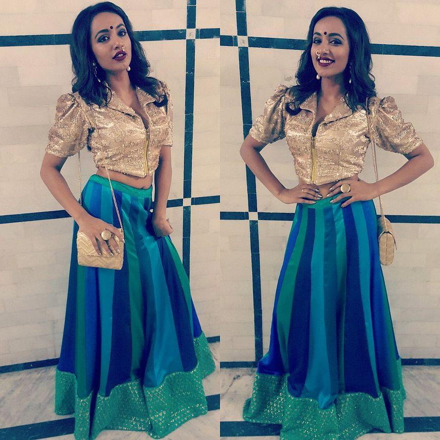 Telugu Actress Tejaswi Madivada Latest Photos
